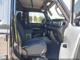 Jeep Wrangler Unlimited Sahara 4X4 1C4HJXEG5KW528406 снимка