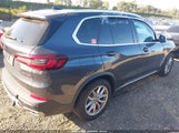 BMW X5 xDrive40I 5UXCR6C03M9F40835 снимка