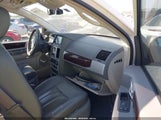 Chrysler Town & Country Touring 2A4RR5D15AR151947 fotografie