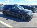 Volkswagen Tiguan 2.0T Se/2.0T Wolfsburg Edition 3VVNB7AX7RM065945 снимка