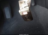 Toyota Rav4 Limited JTMDFREV8D5003133 снимка