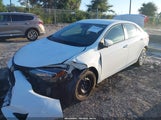 Toyota Corolla Le 5YFBURHE8JP753672 снимка