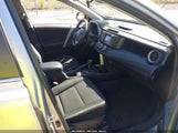 Toyota Rav4 Le 2T3BFREV9HW628565 fotografie