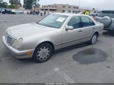 Mercedes-Benz E 320 WDBJF55F3TJ019958 снимка