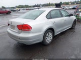 Volkswagen Passat 2.5L S 1VWAP7A38DC046923 снимка