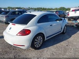 Volkswagen Beetle 2.0T Coast/2.0T S 3VWFD7AT1JM709421 photo