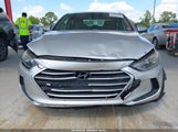 Hyundai Elantra Sel 5NPD84LFXJH235849 photo