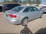 Audi A4 2.0T Premium WAUFFAFL8DN042051 снимка