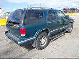 Chevrolet Blazer 1GNDT13W9T2124069 снимка
