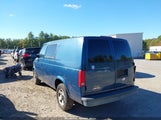 Chevrolet Astro 1GCDM19X53B105640 снимка