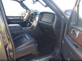 Lincoln Navigator L Select 5LMJJ3JT5GEL03776 снимка