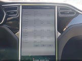 Tesla Model S P85 5YJSA1H1XEFP55190 fotografie