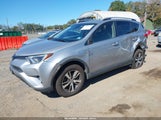 Toyota Rav4 Xle JTMRFREVXJD234591 снимка