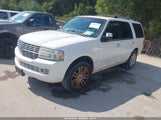 Lincoln Navigator 5LMJJ2J50BEJ07913 снимка