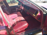 Lincoln Town Car Executive 1LNLM81W1PY738125 photo