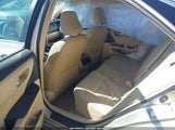 Toyota Camry Le 4T4BF1FK6FR461213 снимка