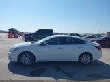 Nissan Altima 2.5 S 1N4AL3AP5JC230244 photo