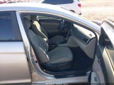 Hyundai Elantra Se 5NPD84LF8HH047471 снимка