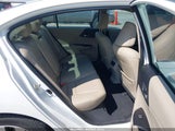 Honda Accord Hybrid Touring 1HGCR6F75FA009887 fotografie