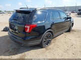 Ford Explorer Xlt 1FM5K7D89JGA52093 fotografie
