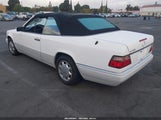 Mercedes-Benz E 320 WDBEA66E2SC242779 снимка