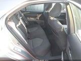 Toyota Camry Le 4T1B11HK2KU693548 photo