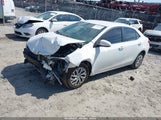Toyota Corolla Le 5YFBURHE7JP751749 снимка