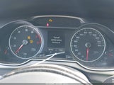Audi A4 2.0T Premium WAUFFAFL6FN027387 снимка