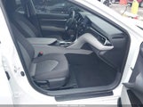 Toyota Camry Le 4T1R11AK0RU896263 photo