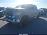 Toyota Tundra Sr5 5.7L V8 5TFEW5F1XGX203593 fotografie