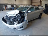 Toyota Corolla Le JTDBL40EX99074683 снимка