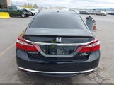 Honda Accord Touring V6 1HGCR3F96HA008167 fotografie