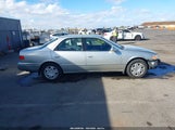 Toyota Camry Le V6 JT2BF28K8Y0235999 photo