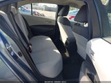Toyota Corolla Le JTDEPRAE2LJ069254 снимка
