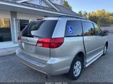 Toyota Sienna Le 5TDZA23C85S291874 снимка