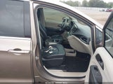 Chrysler Pacifica Touring-L 2C4RC1BG2HR565544 fotografie