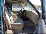 Chevrolet Suburban 3GNFK16R9WG139863 fotografie
