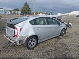 Toyota Prius Three JTDKN3DUXE1812268 снимка