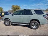 Toyota 4Runner Trd Off Road Premium JTERU5JR1P6155424 photo