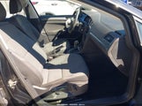 Volkswagen Golf 1.4T S/1.4T Se 3VWG57AU5KM029940 снимка