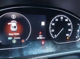 Honda Accord Touring 2.0T 1HGCV2F97JA031808 fotografie