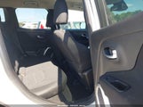 Jeep Renegade Latitude 4X4 ZACNJBB15KPK04615 fotografie