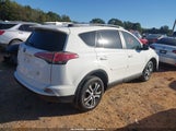 Toyota Rav4 Le JTMBFREV4JJ212783 снимка