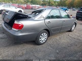Toyota Camry Le 4T1BE32K65U626030 снимка