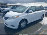 Toyota Sienna Xle V6 5TDYK3DC7BS013637 снимка