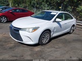 Toyota Camry Le 4T1BF1FK6FU074977 снимка