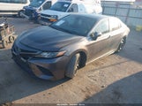 Toyota Camry Se 4T1B11HK0JU041350 photo
