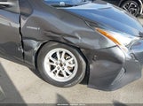 Toyota Prius Two JTDKBRFU0H3037349 снимка