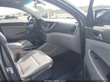 Hyundai Tucson Sport KM8J3CA27HU493415 photo
