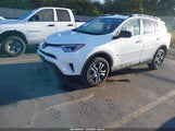 Toyota Rav4 Le JTMBFREV4JJ178182 снимка